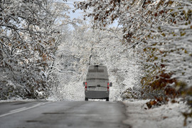 Село Малък Поровец - зима - обстановка