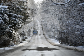 Село Малък Поровец - зима - обстановка