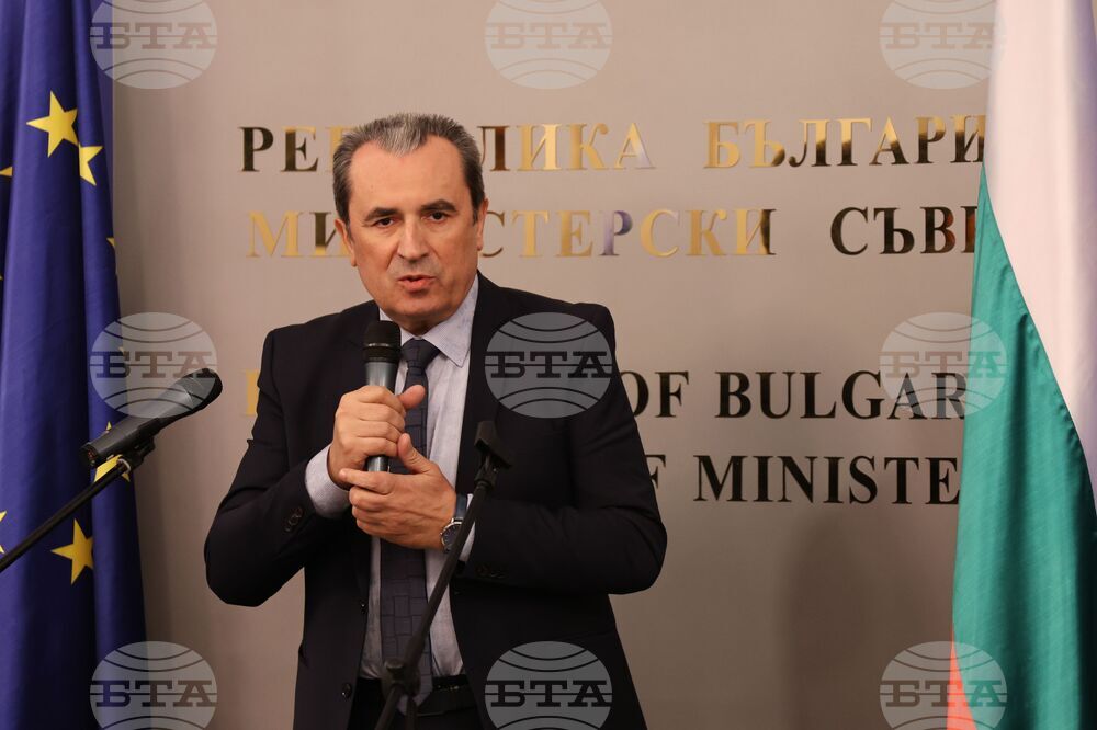 Икономически и социален съвет - тържество заседание  - годишнина - Пламен Орешарски