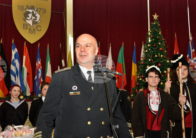 Варна - ВМС - благотворителен коледен базар