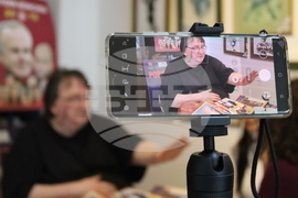 Румъния - Щефан Попа - най-бързият карикатурист в света