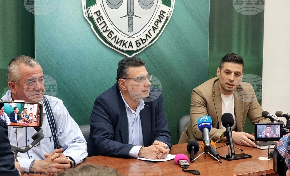 Окръжна прокуратура - Бургас привлече към наказателна отговорност трима души за отглеждане, производство и разпространяване на канабис