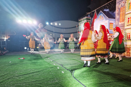 Петрич - коледни светлини