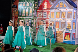 Петрич - коледни светлини