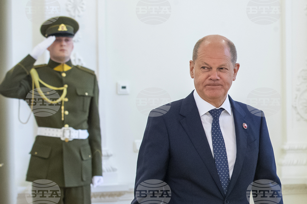 Олаф Шолц: Санкциите пречат на Москва да запази военните си способности
