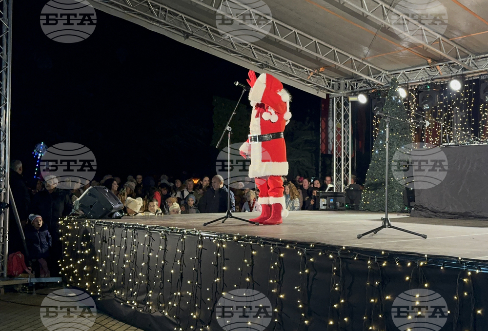 Казанлък - коледна елха - светлини