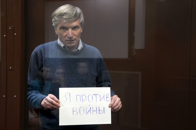 Руски съд отхвърли жалбата на дисидента Алексей Горинов срещу присъдата му от 3 г. затвор по обвинение в "оправдаване на тероризма"