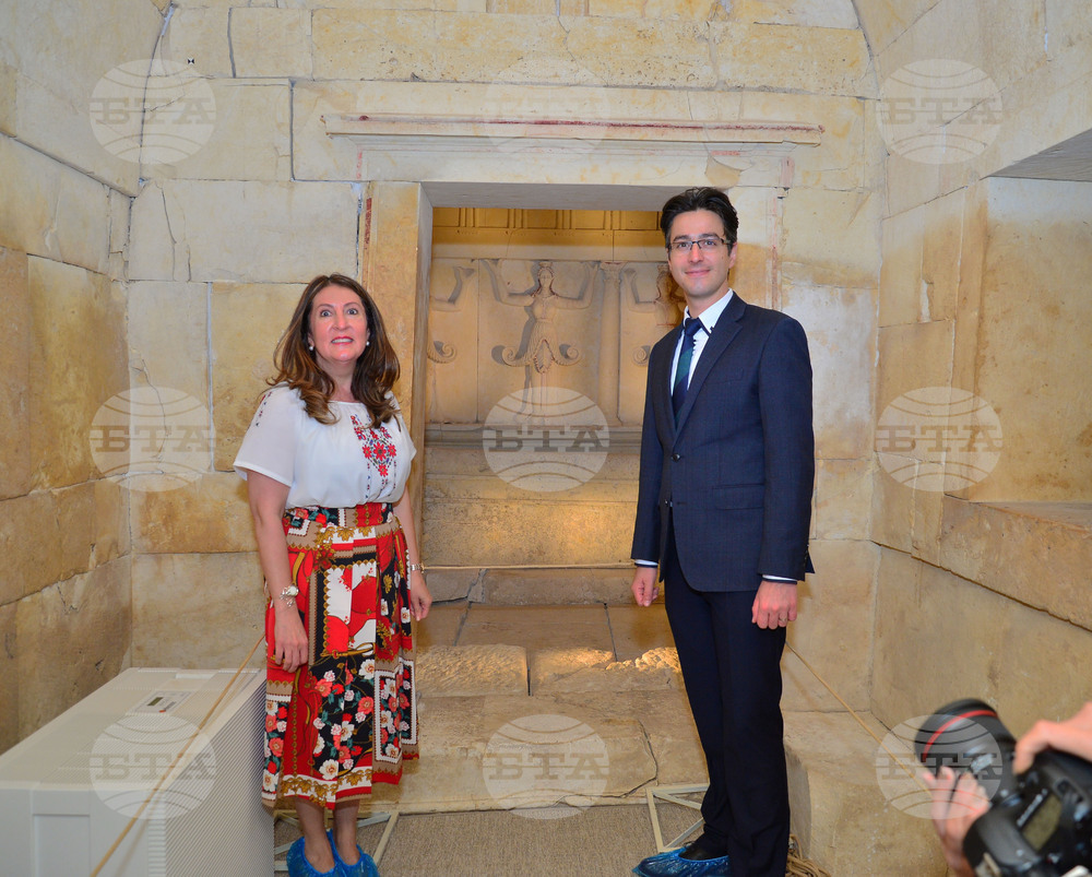 Село Свещари - Тракийска царска гробница - откриване