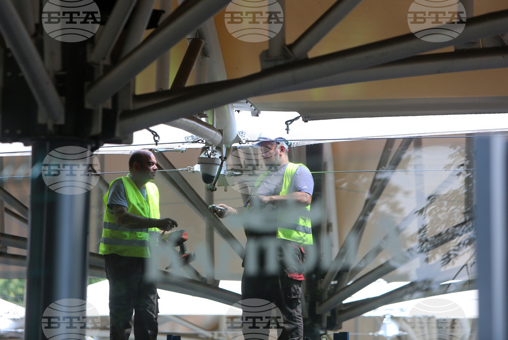 Автокъща Капитолия - премахване