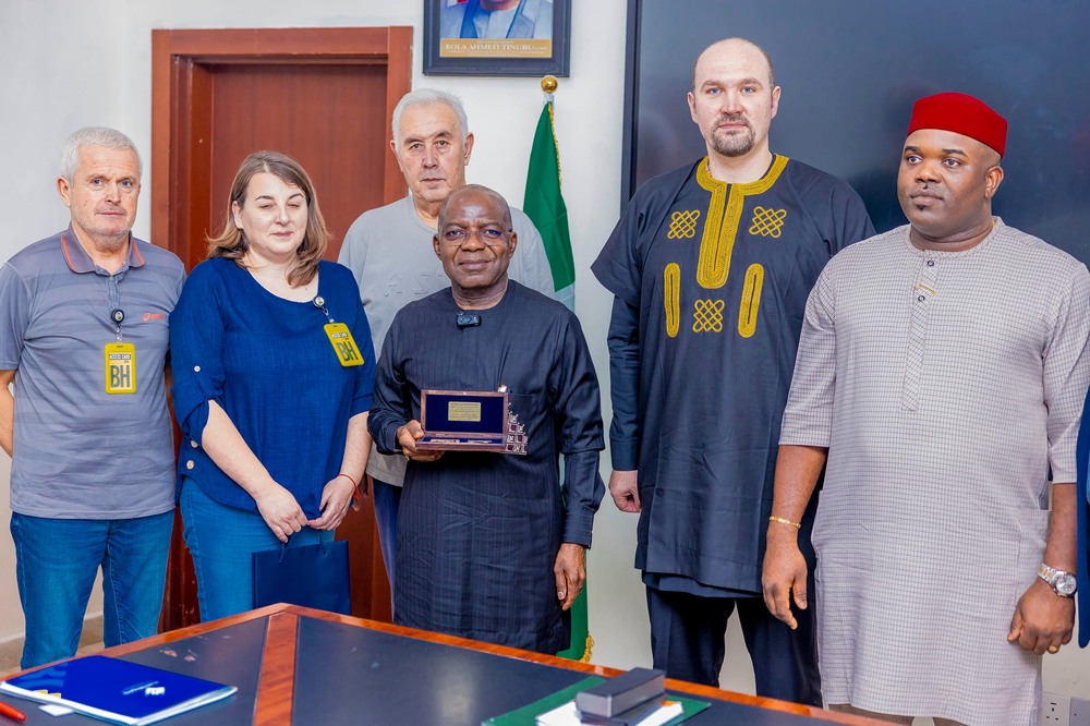 По покана на д-р Алекс Отти, губернатор на щат Абия (югоизточна Нигерия) и със съдействието на Посолството на България в Абуджа, екип на Технически университет – Варна извърши проучвания