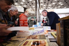 Международен панаир на книгата - щанд на „Жанет 45“ - Георги Господинов