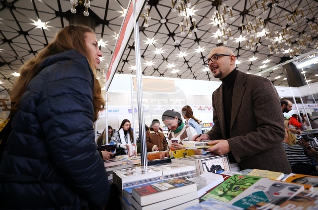 Международен панаир на книгата - щанд на „Жанет 45“ - Иван Ланджев