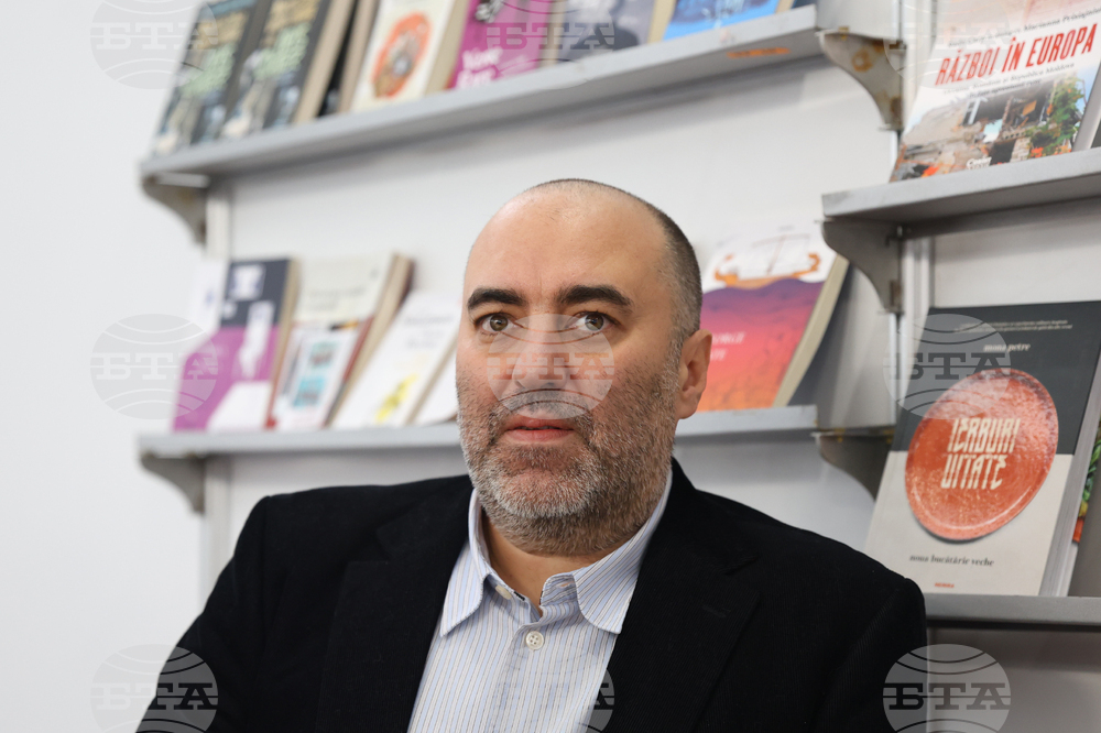 Международен панаир на книгата - щанд на Румъния №А1 - Богдан – Александру Станеску