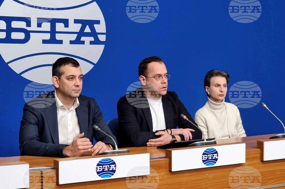 Политическата криза в страната продължава да се задълбочава, заявиха от ПП "Движение България на гражданите"
