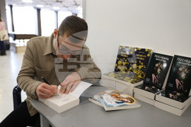 Международен панаир на книгата - щанд на „Изида“ - Боян Боев