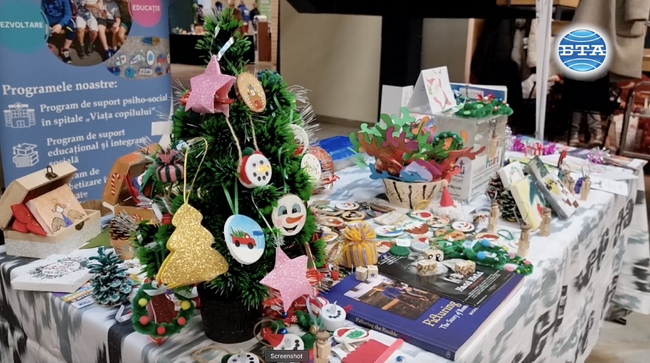 Коледен дипломатически благотворителен базар се проведе в Букурещ. България привлече посетителите с розово масло и баница