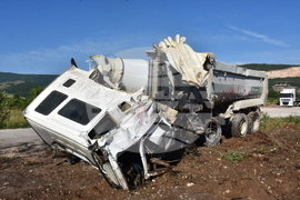 Димово - гара Орешец - жп прелез - инцидент - възстановено движение - разчистване