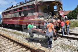 Димово - гара Орешец - жп прелез - инцидент - възстановено движение - разчистване 