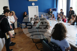 БТА - ученици - проект -  медийна грамотност на Балканите