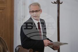 Парламент - Комисия по образованието и науката