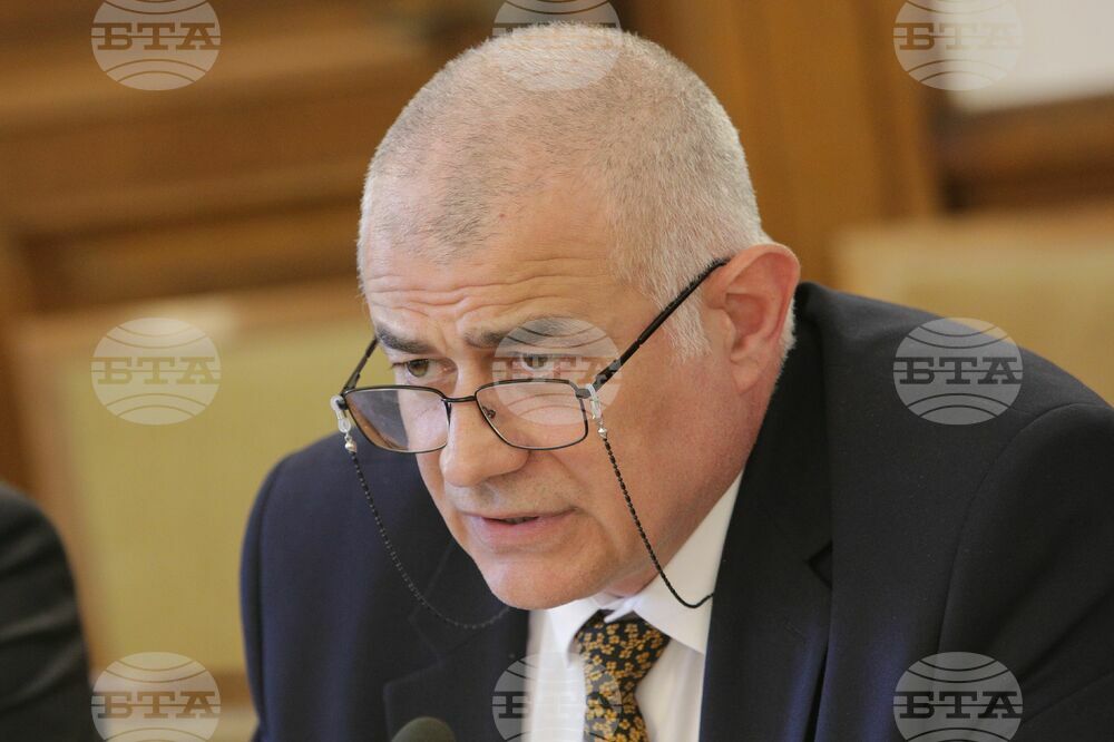 Парламент - Комисия по труда, социалната и демографската политика