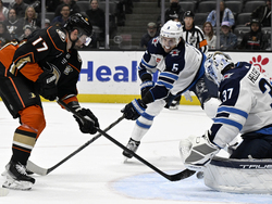 Jets Ducks Hockey