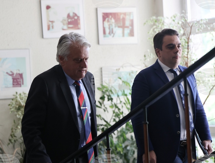 Opposition Accuses MRF - New Beginning Leader of Using “Crisis PR Stunts” to Deflect Attention from Budget Debate