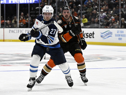 Jets Ducks Hockey