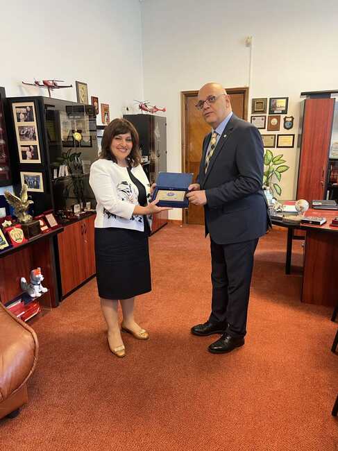 България ще обменя опит с Румъния за подобряване на системата за спешна помощ