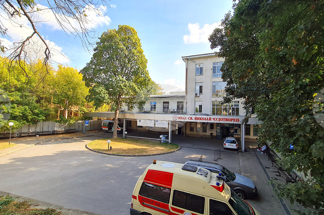 Дете, пострадало след сбиване, е настанено в болницата в Лом, съобщи директорът д-р Георги Савков 