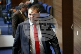 Парламент - извънредно заседание