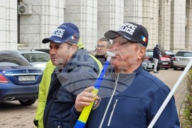 Румъния - Националнен синдикат на полицаите и наетите служители (SNPPC) - протест
