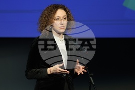 Агенция по заетостта - награди - връчване - Иванка Шалапатова