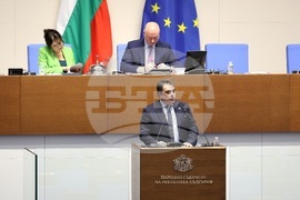 Парламент - извънредно заседание - Асен Василев