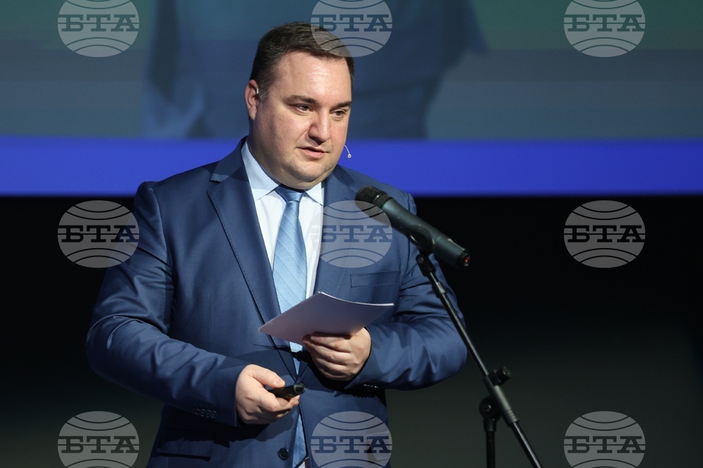 Агенция по заетостта - награди - връчване - Смилен Вълов