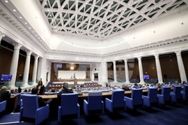 Парламент - извънредно заседание
