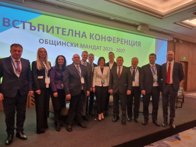 Община Разград: Кметът Добрин Добрев и председателят на Общинския съвет Галина Георгиева участваха във Встъпителната конференция на местните власти за мандат 2023-2027 г.