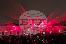 Ямбол - коледна елха