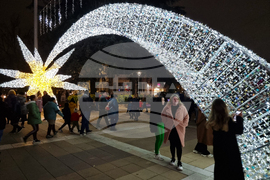 Ямбол - коледна елха