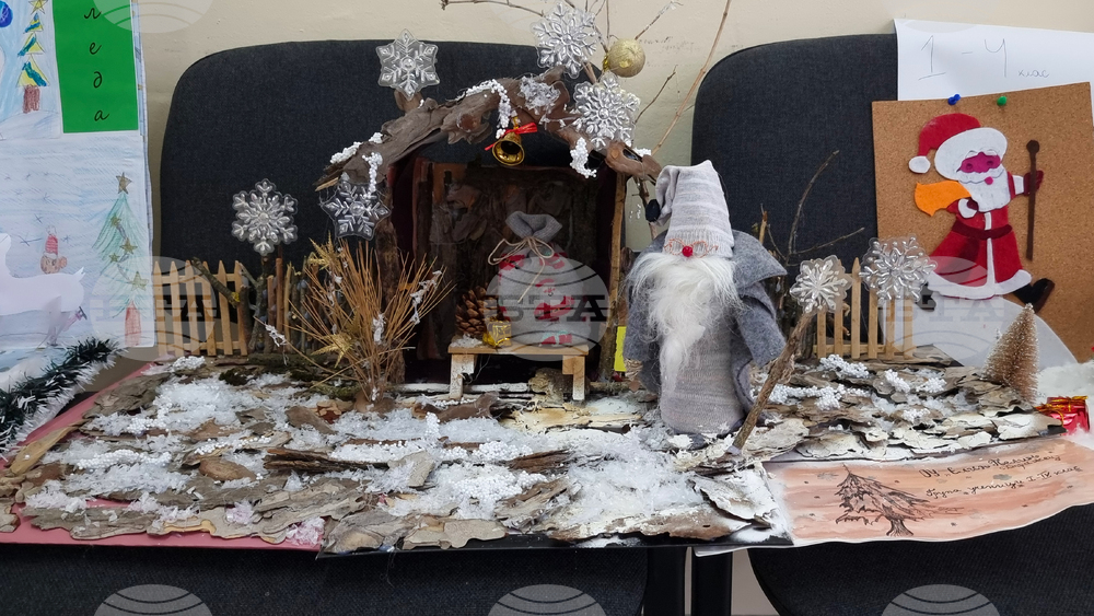 Над 480 деца и младежи претвориха в творби своите коледни фантазии за конкурс в Разград