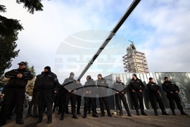 Паметник на Съветската армия - демонтаж