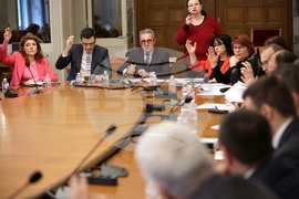 Парламент - Комисията по бюджет и финанси