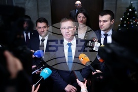 Парламент - Възраждане - брифинг