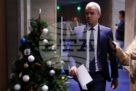 Парламент - извънредно заседание