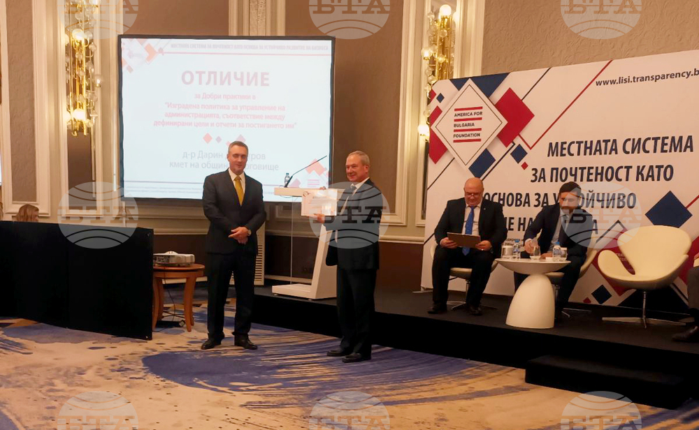 Кметът на Търговище заема второ място сред кметовете на областните градове в индекса на Местната система за почтеност за 2023 г.