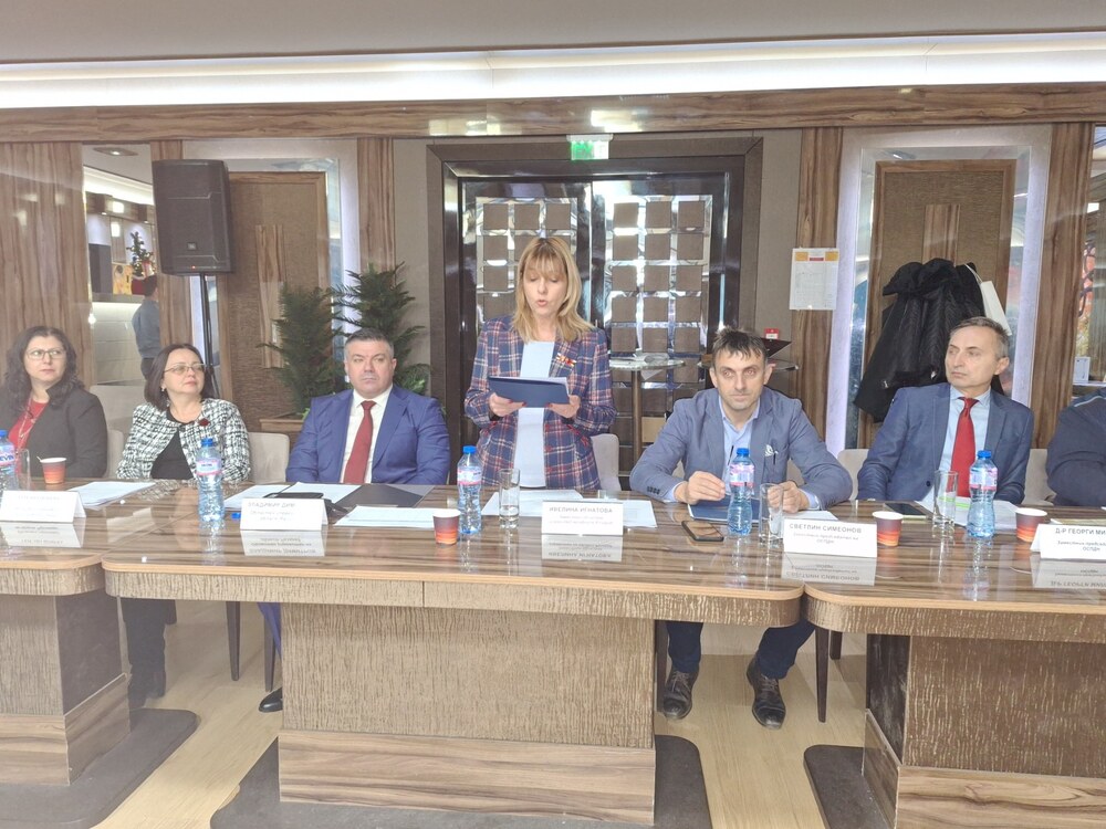 Областна администрация Разград: Областният съвет за превенция на домашното насилие в област Разград проведе годишно заседание