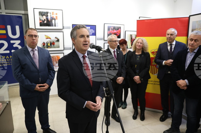 ДА "Архиви" - "Испания и България. Заедно в Европейския съюз" - изложба