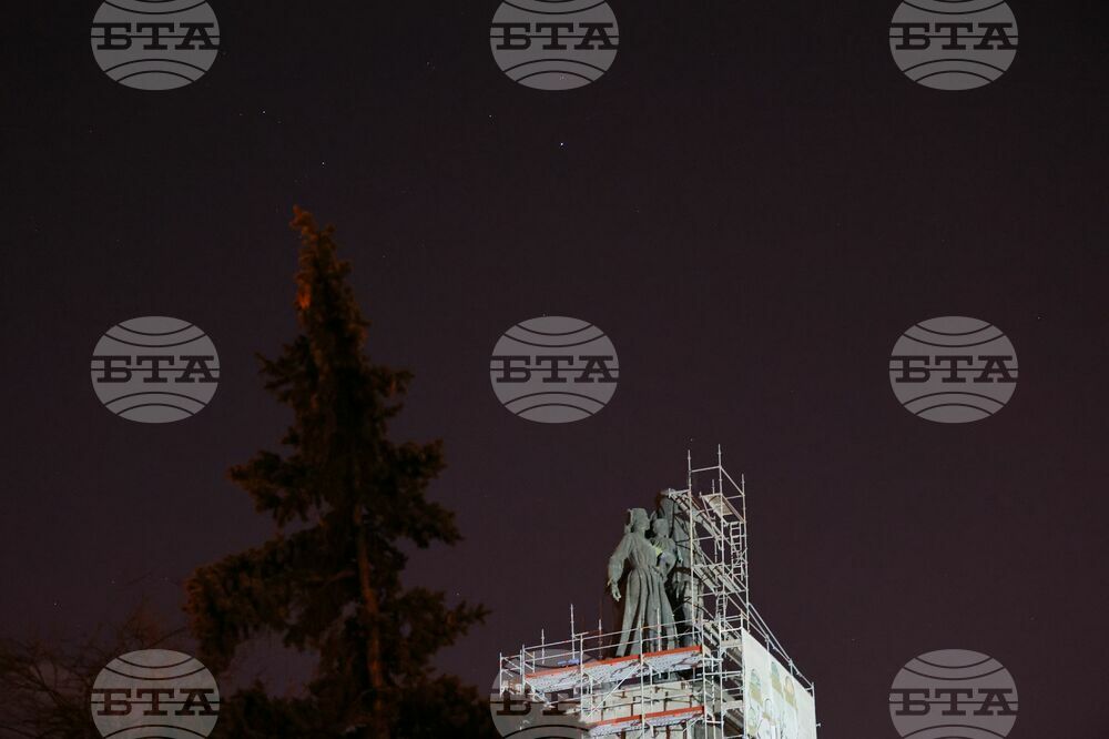 Паметника на Съветската армия - демонтаж