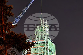 Паметник на Съветската армия - демонтаж