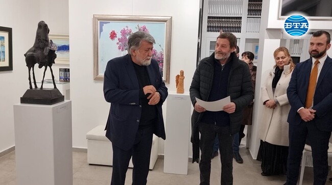 Вежди Рашидов и Захари Каменов откриха съвместна изложба под надслов „Пейзажи от Гърция"